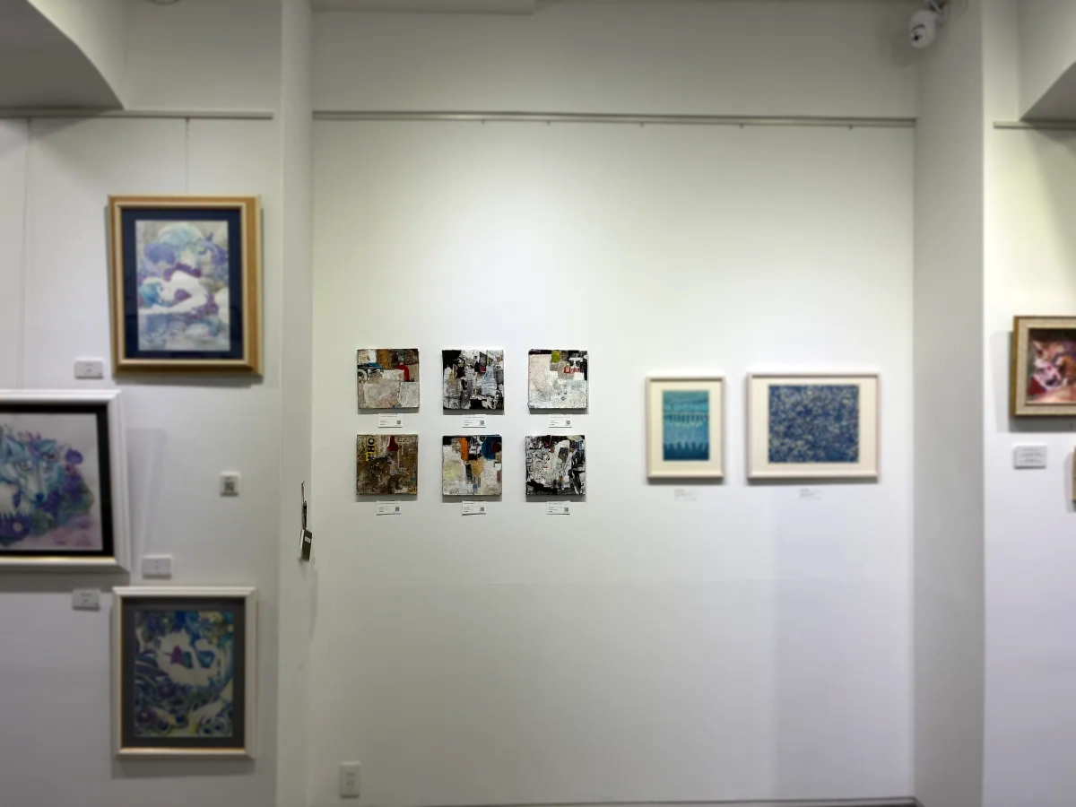 En:Motion展示風景 児玉明美の抽象画作品1