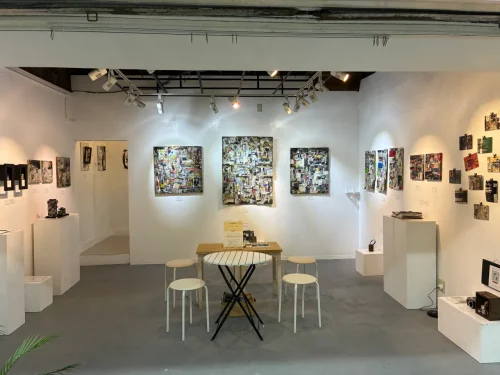 Harmony between Exhibition Space and Objects: Contemporary Art Space inside Retro Sakurai Market